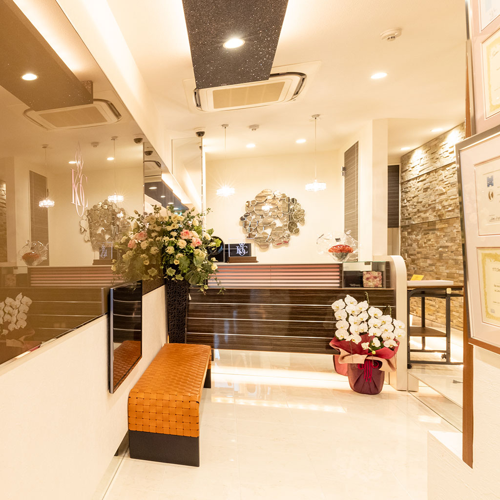 北九州市八幡西区の矯正歯科「亀山矯正歯科センター」のスマートフォンメイン写真01