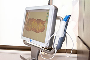 亀山愛子矯正歯科センター